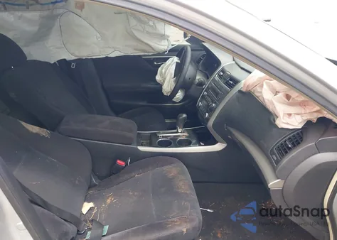 2013 Nissan Altima 2.5 from USA, damaged, VIN 1N4AL3AP2DC202924